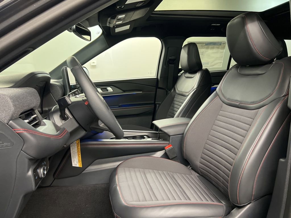 New 2026 Ford Explorer ST-Line w/ ST-Line Street Pack image 28