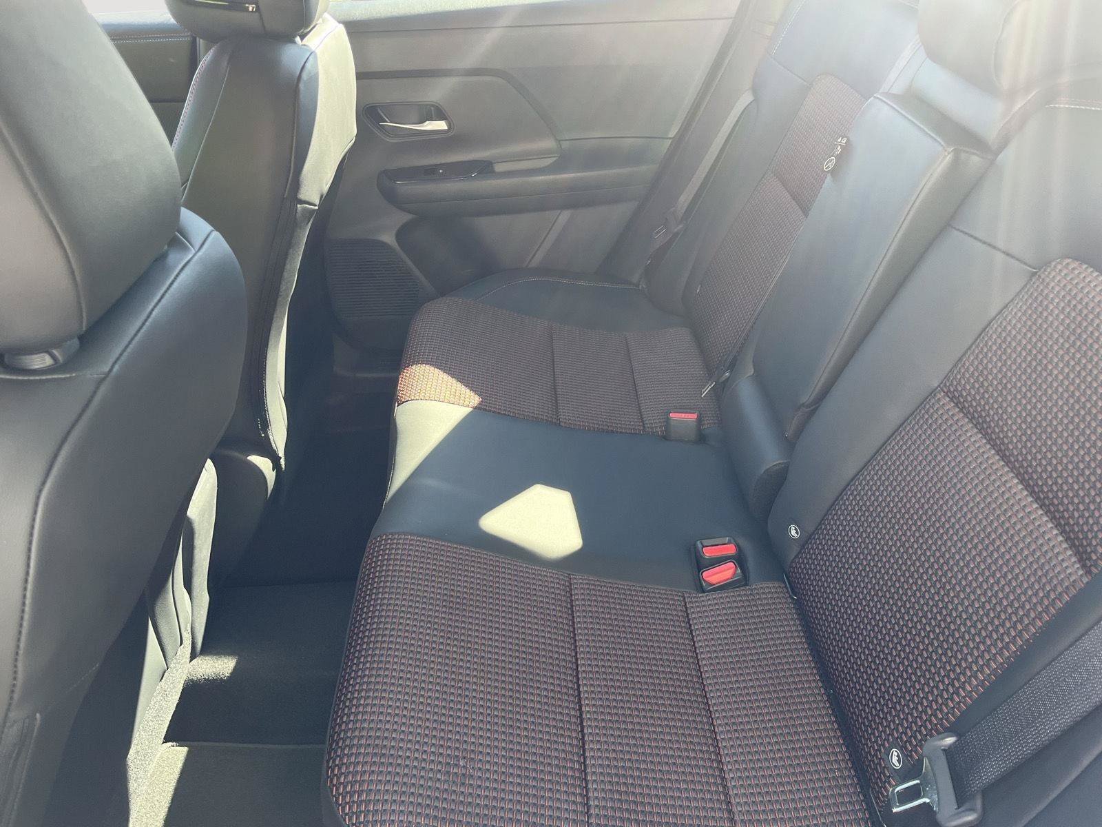 New 2027 Nissan Kicks SR AWD/4WD image 13