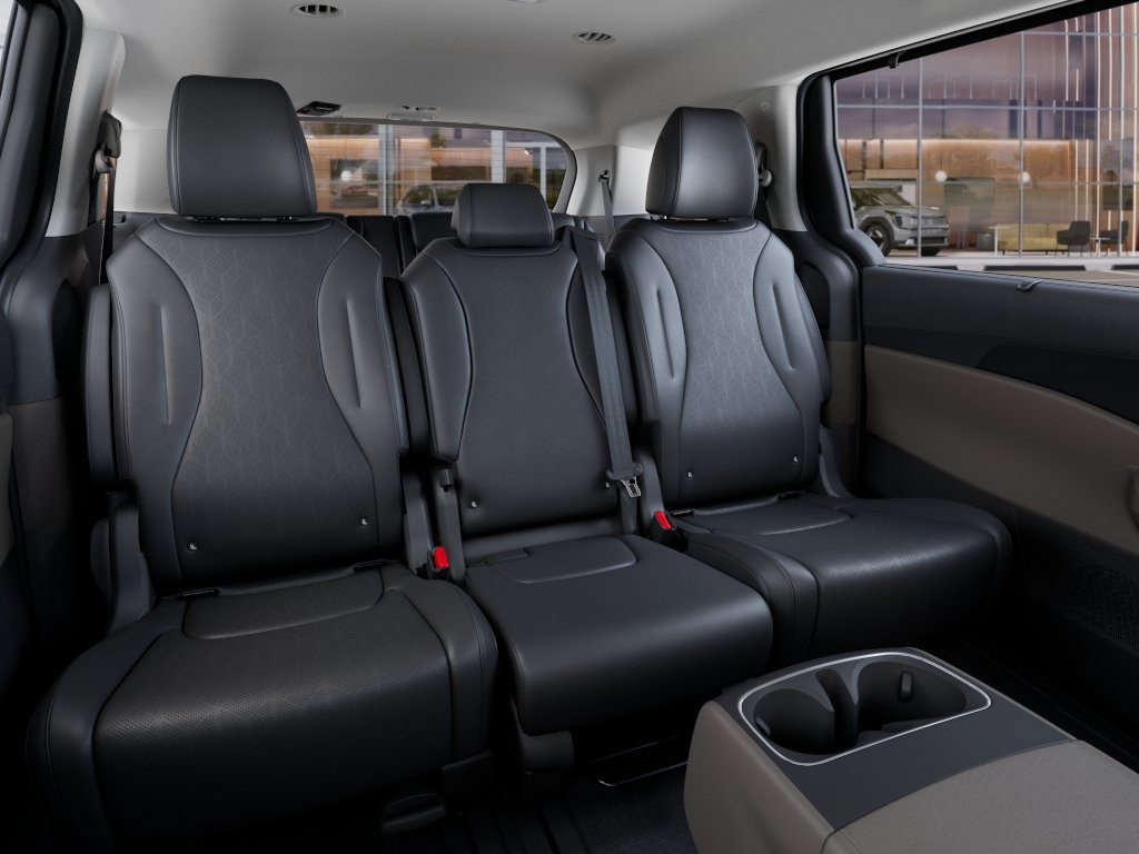 New 2027 Kia Carnival EX FWD image 17