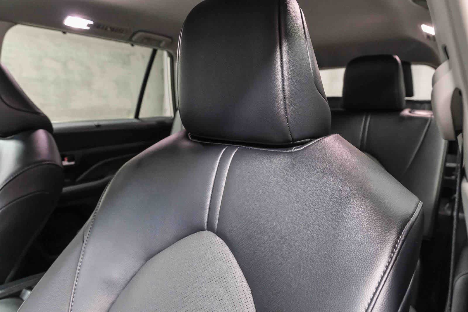 Used 2024 Toyota Grand Highlander FWD image 27