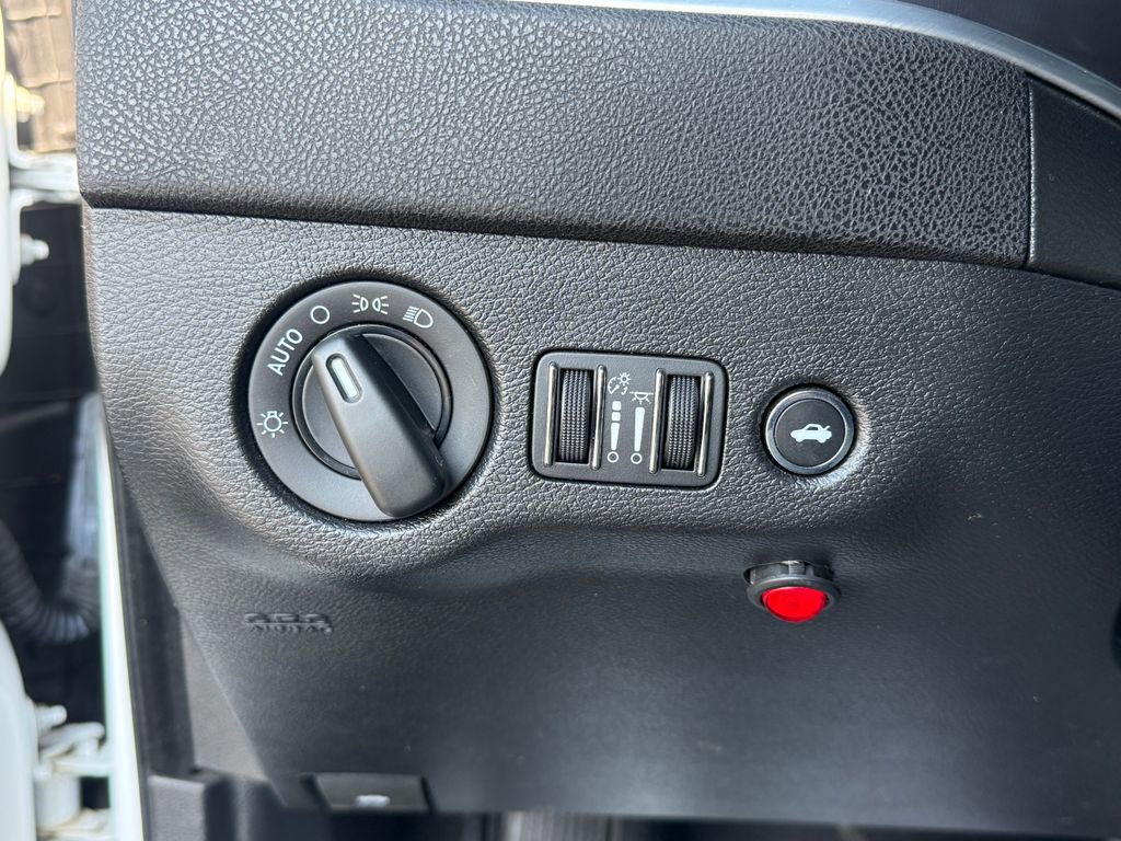 Used 2020 Dodge Charger SXT image 21