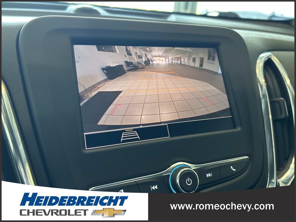 Used 2023 Chevrolet Equinox LT FWD image 22