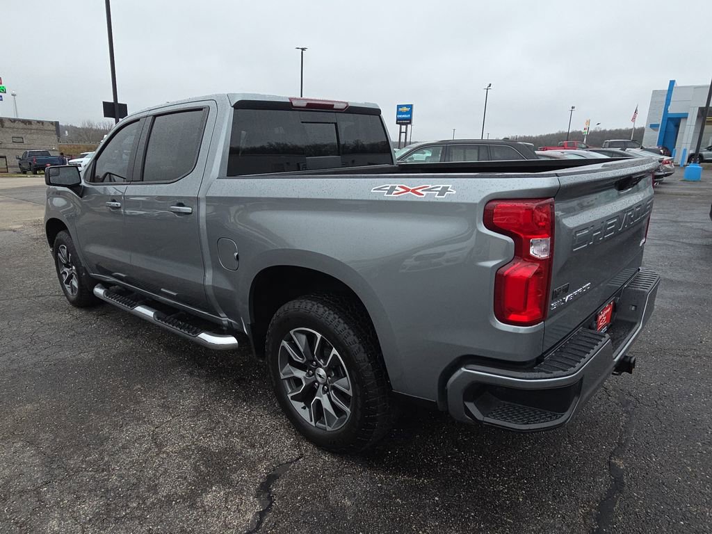 Used 2024 Chevrolet Silverado 1500 RST w/ Convenience Package II image 6