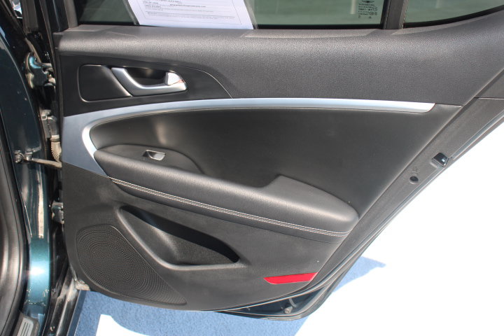 Used 2022 Genesis G70 2.0T RWD image 15