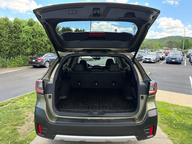 Used 2021 Subaru Outback Limited AWD/4WD image 16