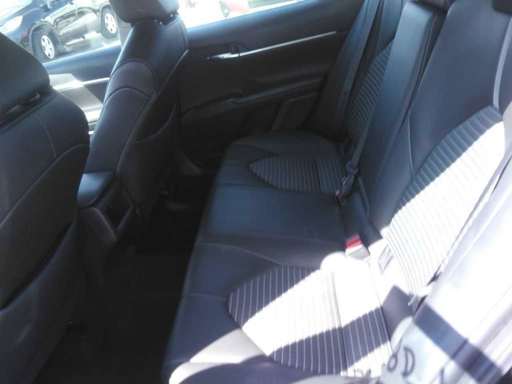 Used 2024 Toyota Camry SE FWD image 8