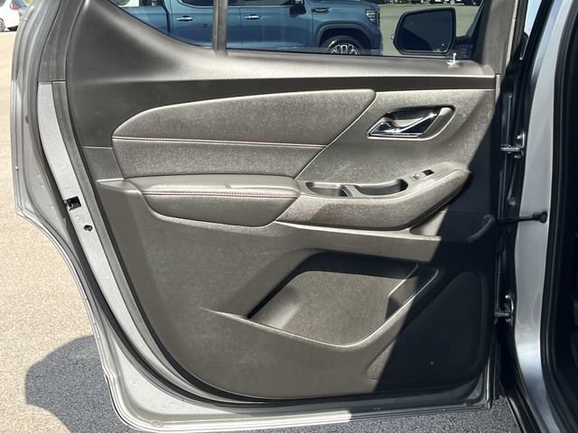 Used 2023 Chevrolet Traverse RS w/ LPO, Floor Liner Package FWD image 21