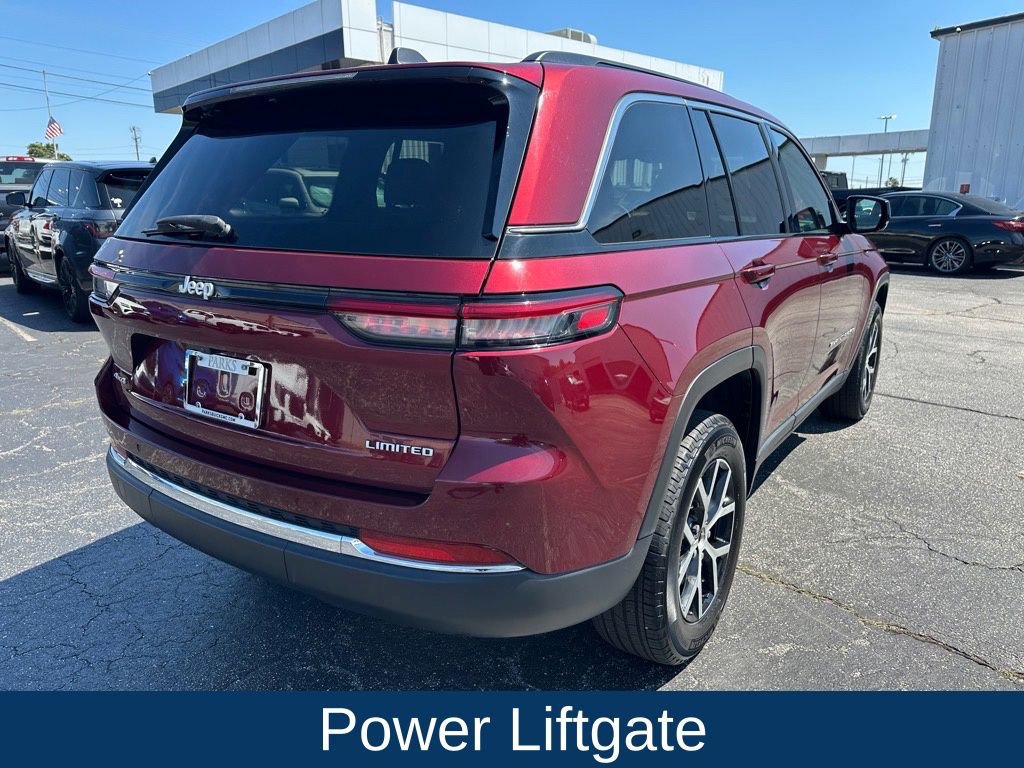 Used 2024 Jeep Grand Cherokee Limited image 12