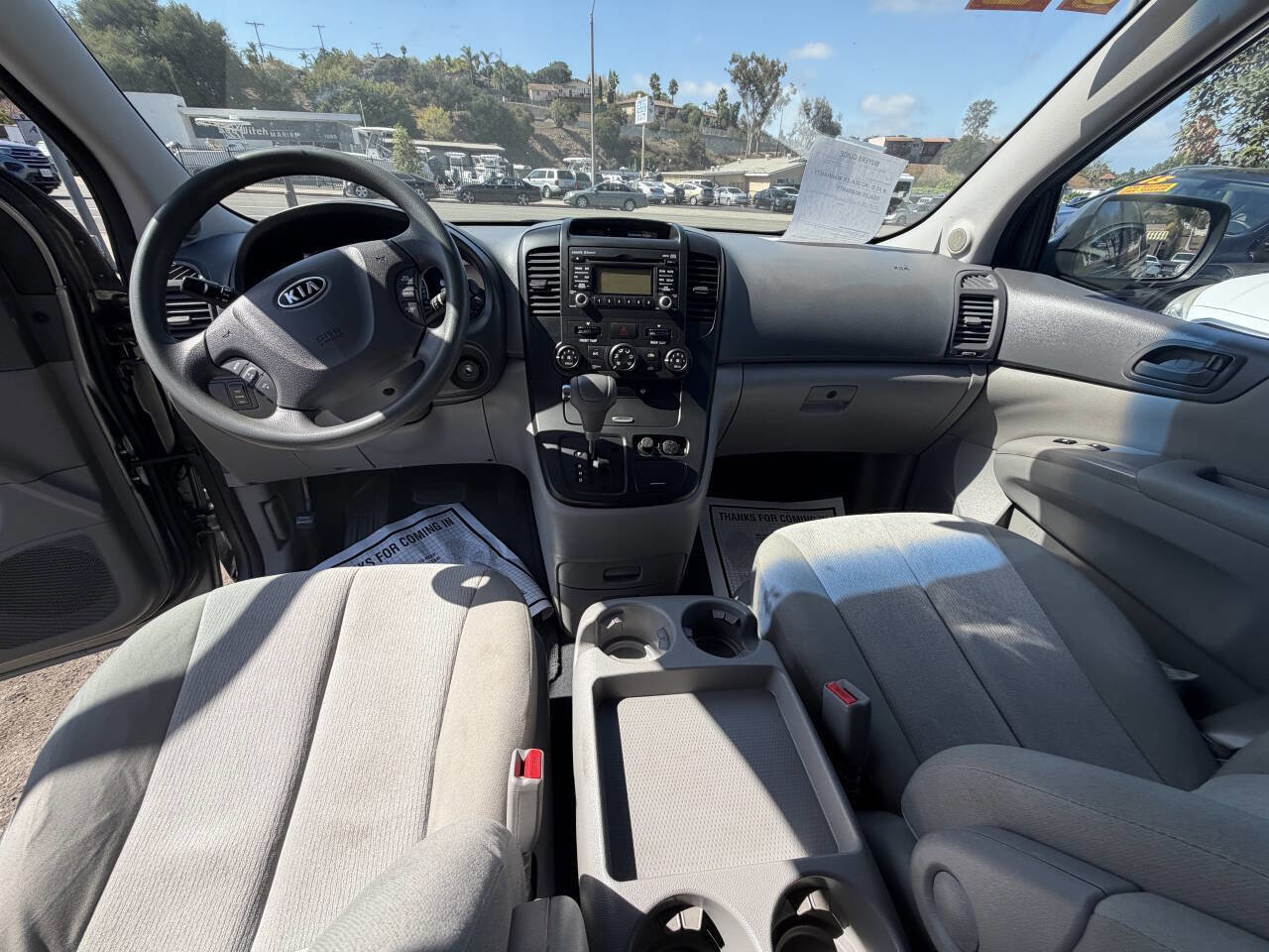 Used 2012 Kia Sedona LX image 9