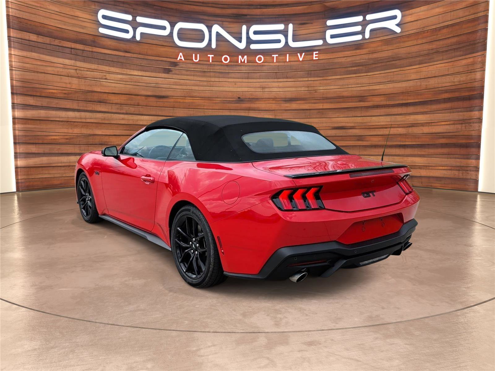 Used 2025 Ford Mustang GT Premium image 3