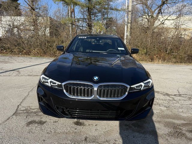 Used 2025 BMW 330i xDrive Sedan w/ Convenience Package image 2