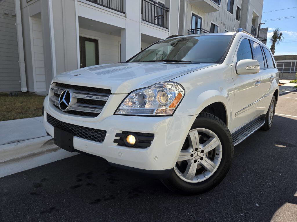 Used 2007 Mercedes-Benz GL 450 GL 450 AWD 4MATIC 4dr SUV image 1