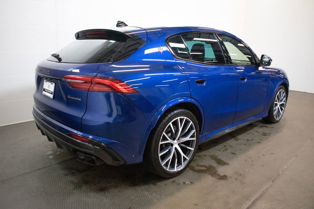 Used 2024 Maserati Grecale Trofeo AWD/4WD image 4