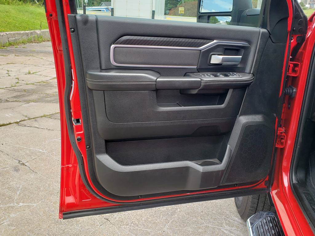 Used 2026 RAM 2500 Big Horn AWD/4WD image 12