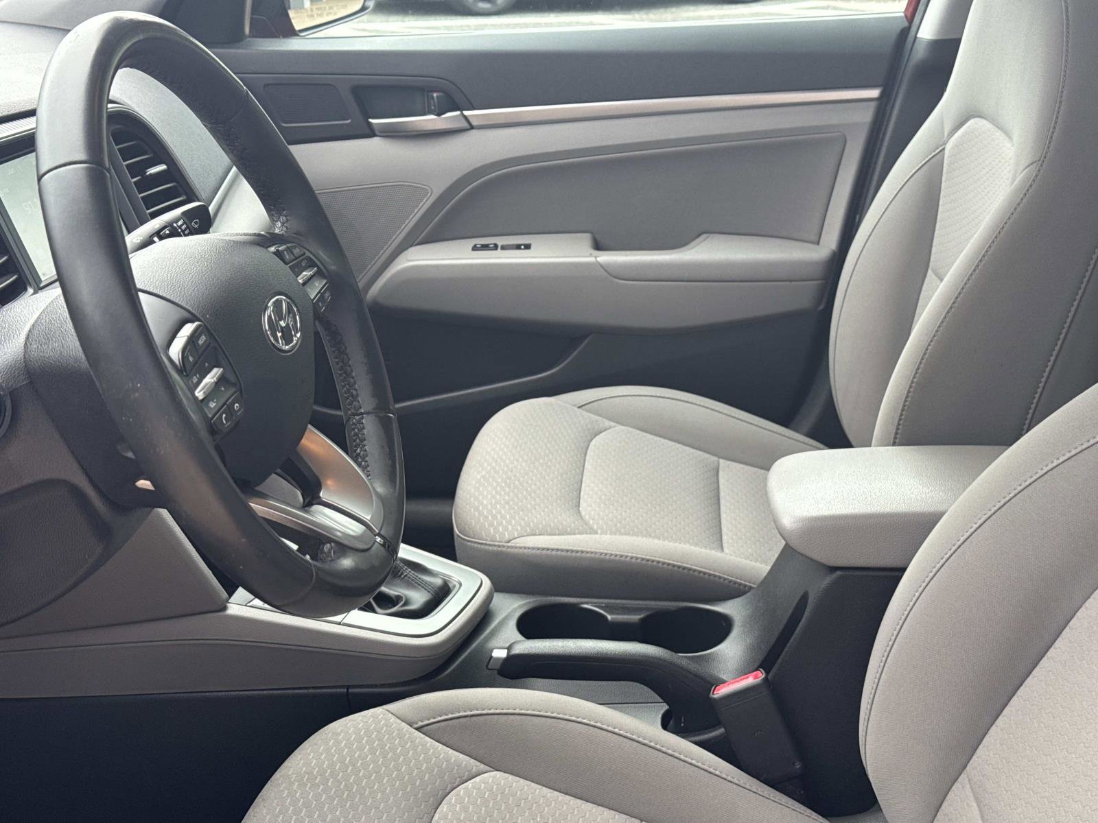 Used 2020 Hyundai Elantra Value Edition FWD image 14