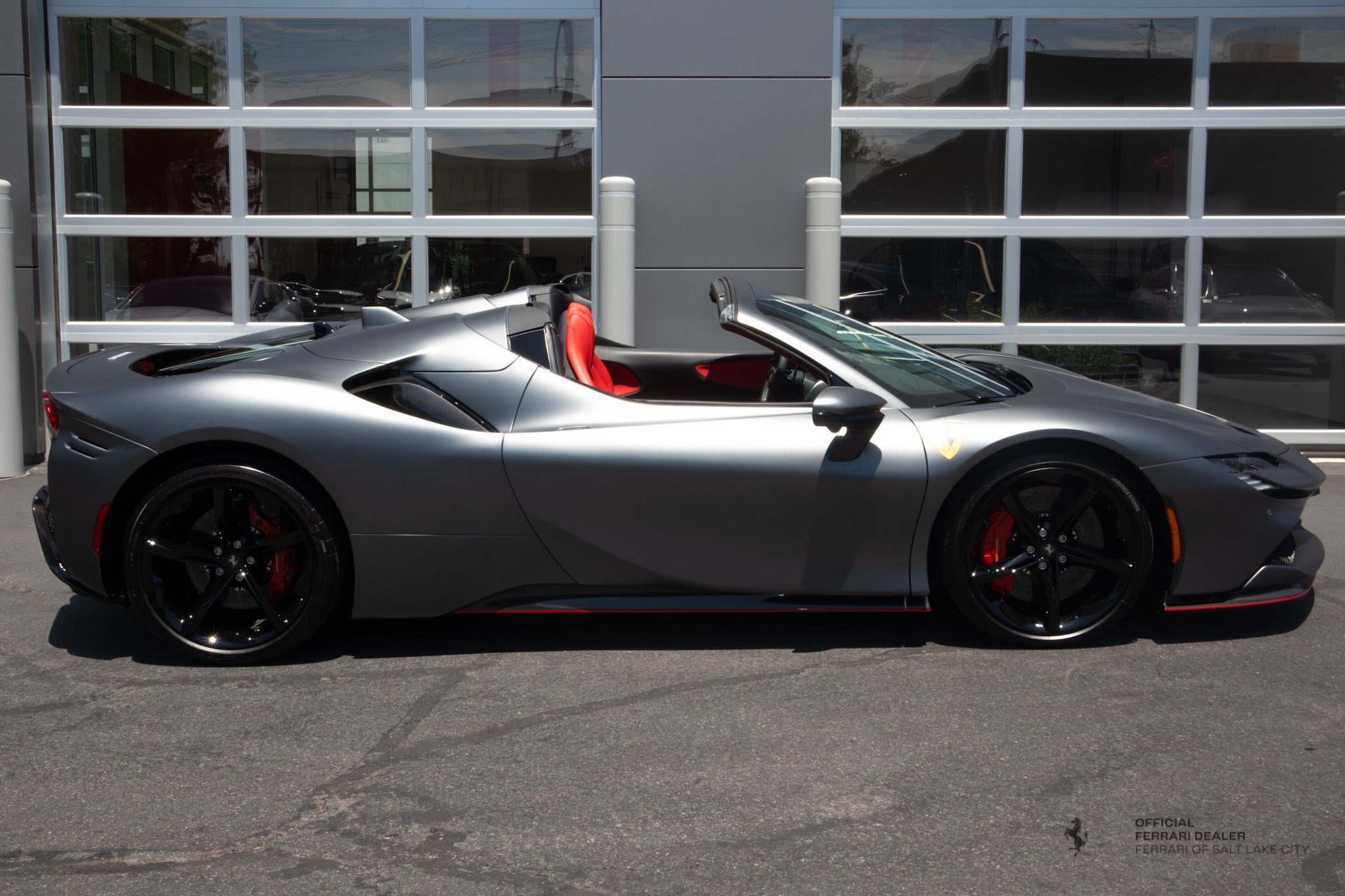 Certified 2024 Ferrari SF90 Spider AWD/4WD image 7