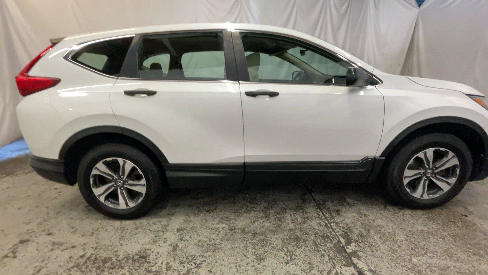 Used 2019 Honda CR-V LX image 4