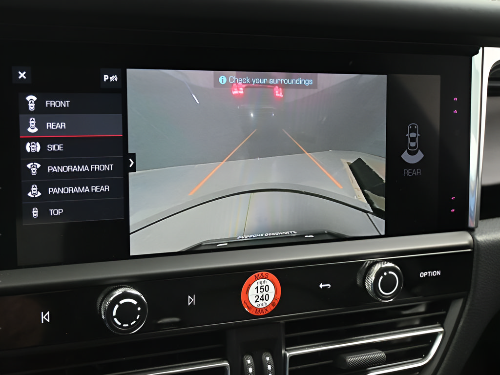 Certified 2026 Porsche Macan AWD/4WD image 16