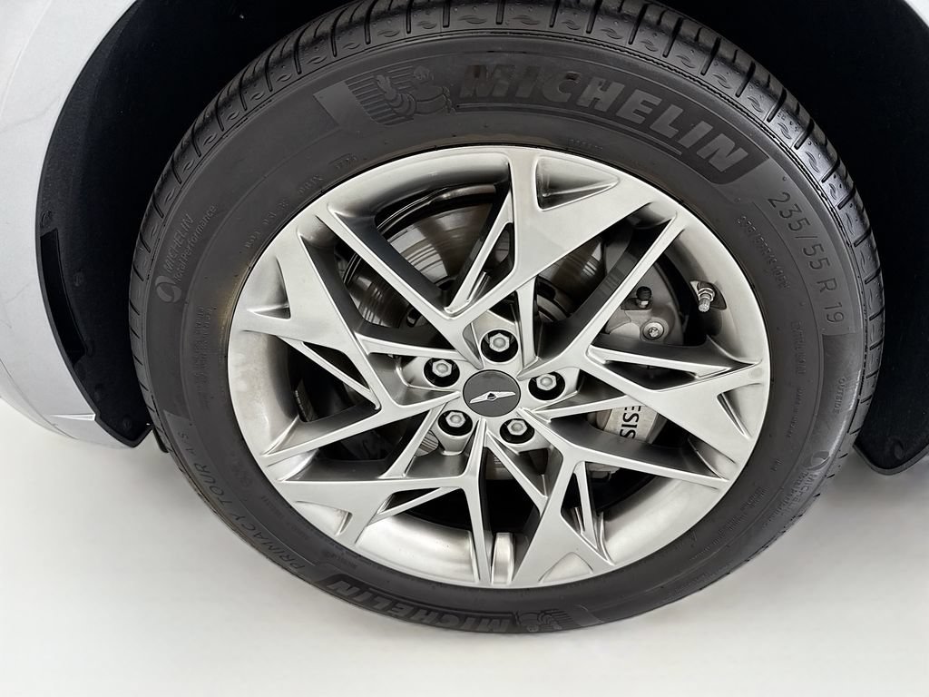 Used 2025 Genesis GV70 2.5T AWD/4WD image 29