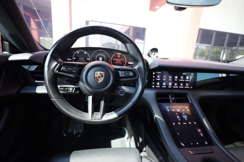 Used 2021 Porsche Taycan image 19