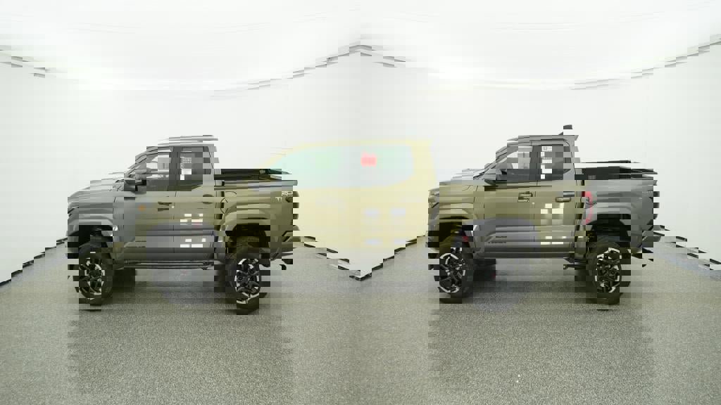 New 2025 Toyota Tacoma TRD Sport image 3