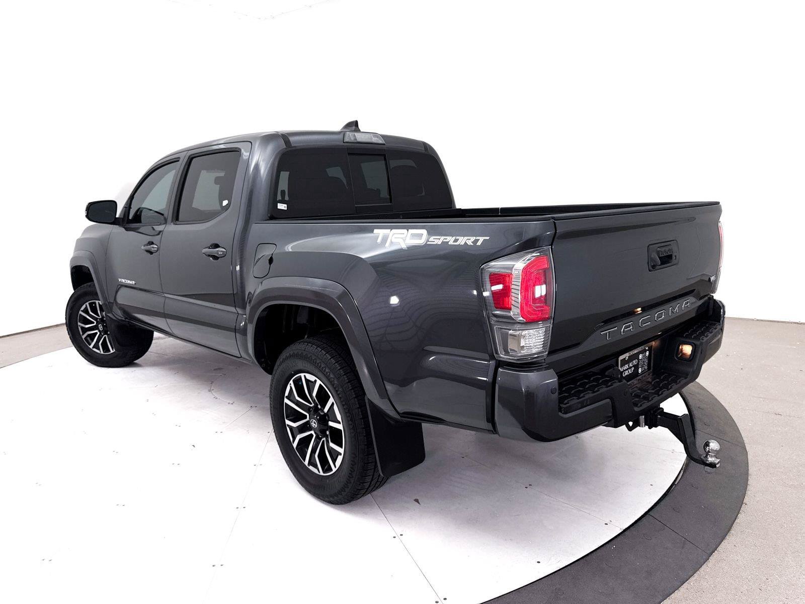 Used 2021 Toyota Tacoma TRD Sport w/ Technology Package RWD image 2