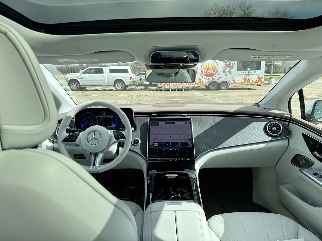 Used 2024 Mercedes-Benz EQE 350+ 4MATIC Sedan image 30