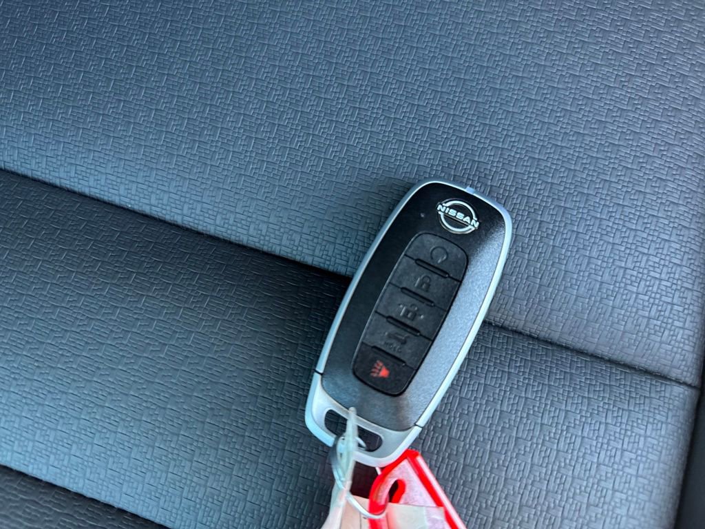 New 2026 Nissan Rogue SV image 30