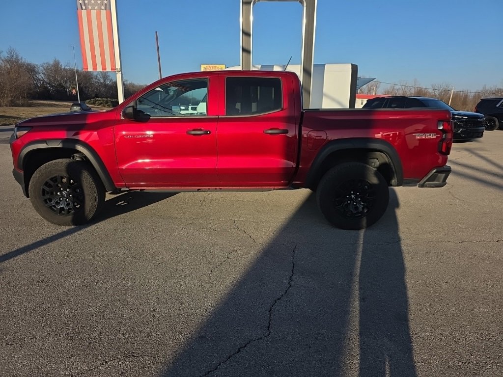 Used 2024 Chevrolet Colorado Trail Boss w/ Advanced Trailering Package image 9