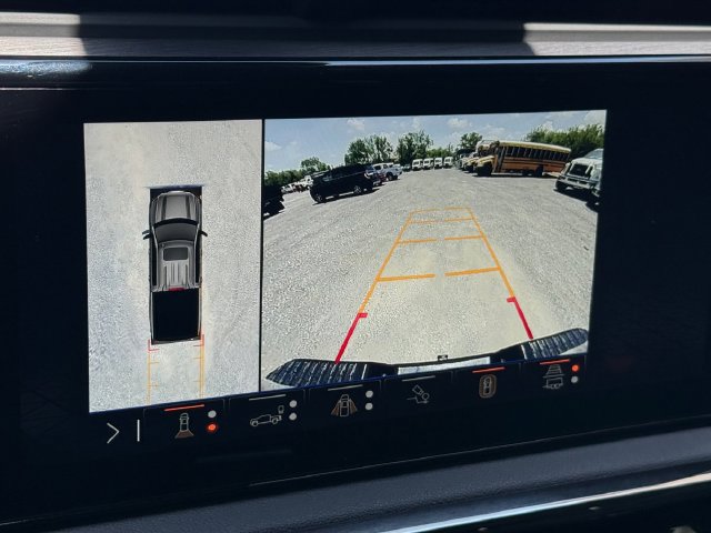 Used 2024 GMC Sierra 1500 AT4 w/ Technology Package AWD/4WD image 25