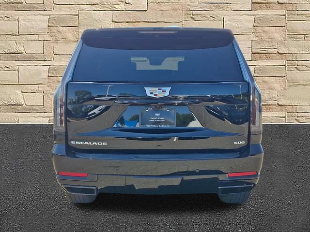 Used 2026 Cadillac Escalade Platinum Sport w/ LPO, Floor Liner Package AWD/4WD image 3