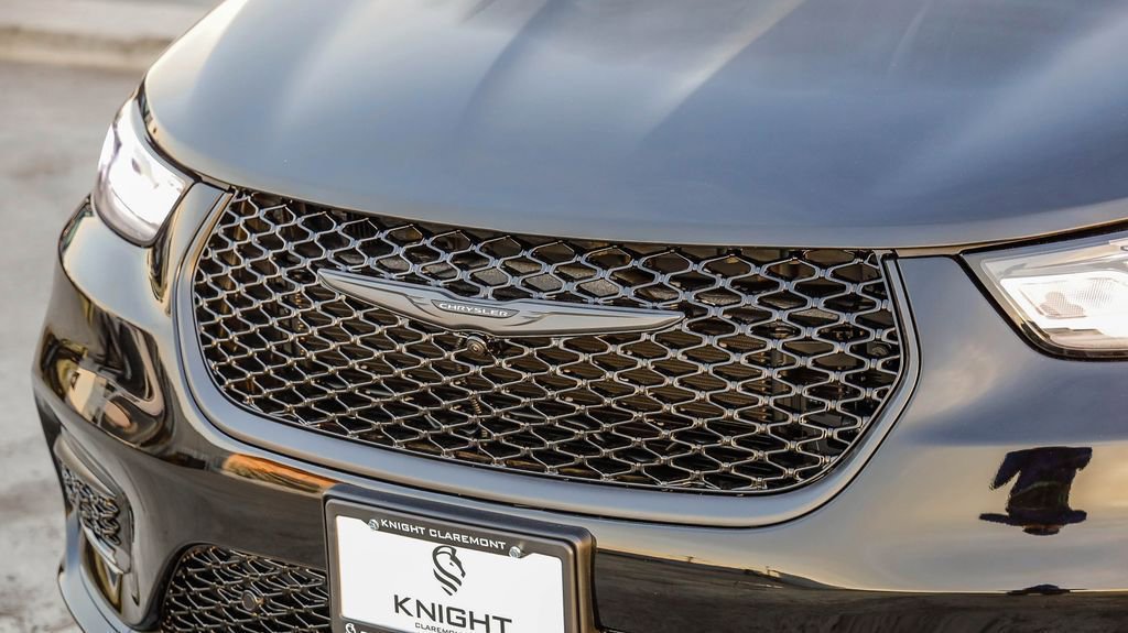 New 2026 Chrysler Pacifica Select w/ S Appearance Package image 6