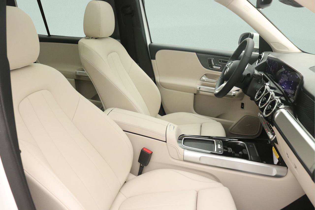 New 2026 Mercedes-Benz GLB 250 image 7