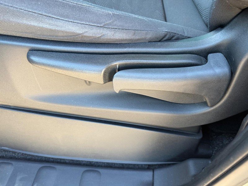 Used 2022 Nissan Frontier S w/ Technology Package image 16