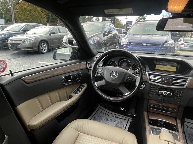 Used 2012 Mercedes-Benz E 350 4MATIC Sedan image 29