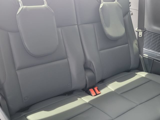 New 2026 Ford Explorer Active w/ Active Comfort Package RWD image 18