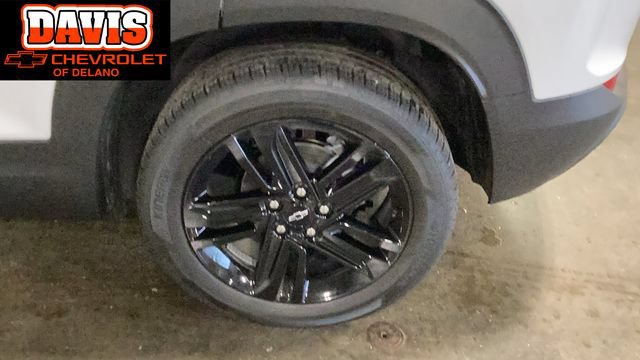 New 2026 Chevrolet TrailBlazer LT w/ Midnight Edition AWD/4WD image 9