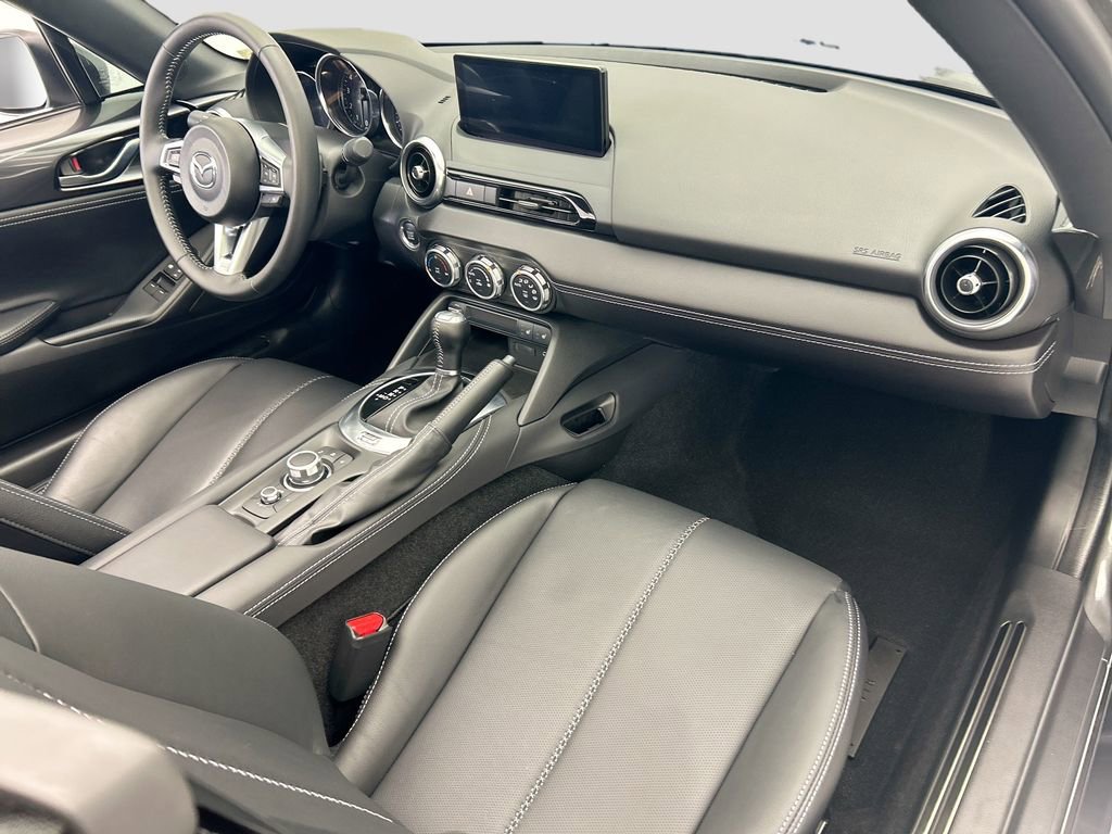 Used 2025 MAZDA MX-5 Miata RF Grand Touring w/ Weather Package image 16