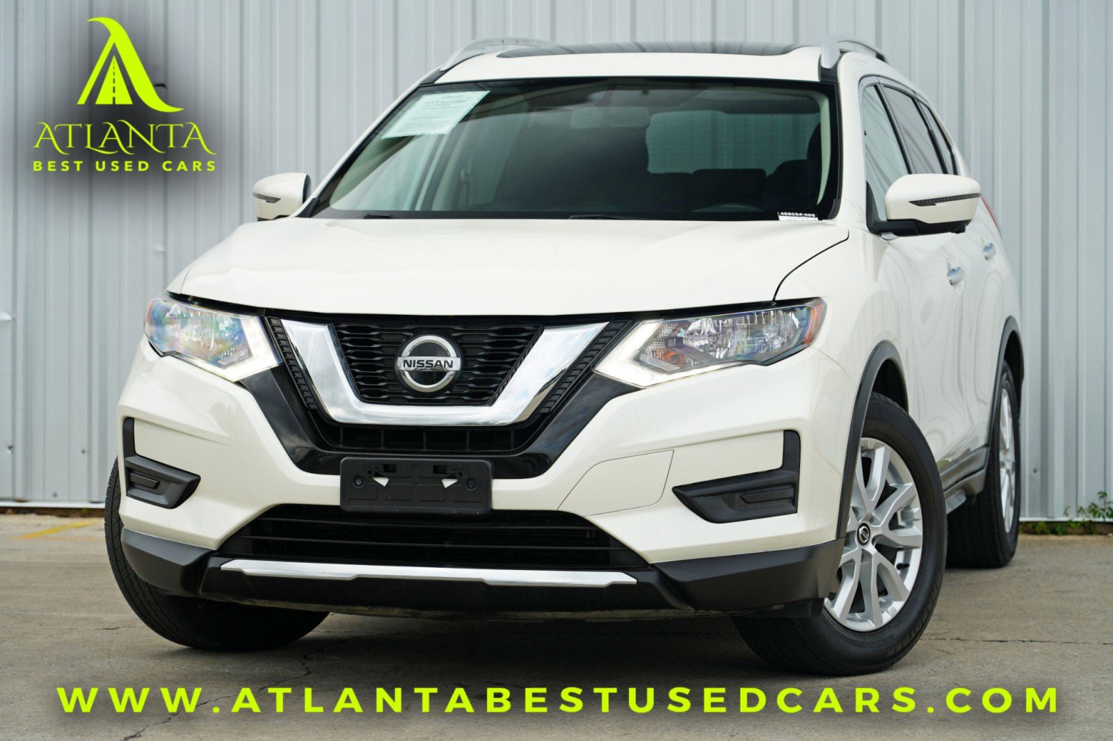 Used 2018 Nissan Rogue SV w/ Sun & Sound Touring Package