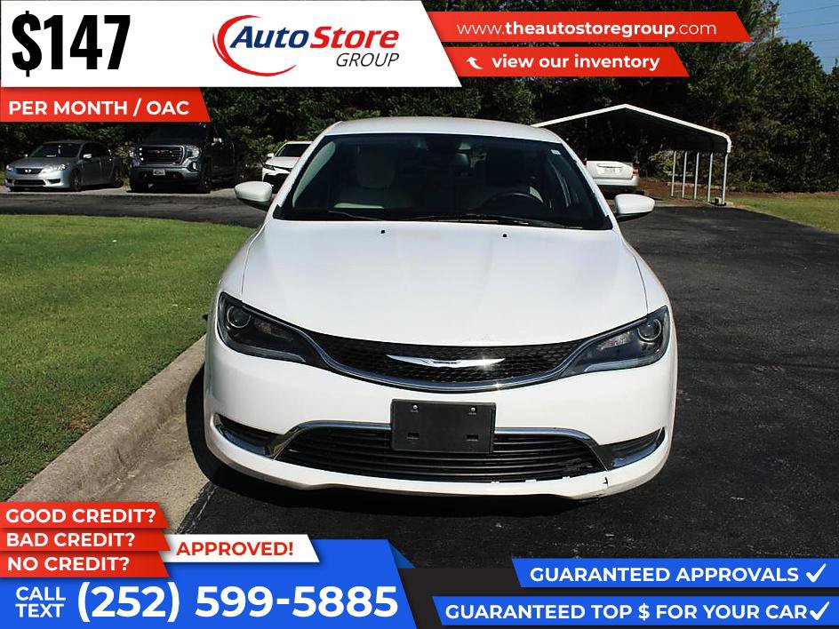 Used 2015 Chrysler 200 Limited w/ Convenience Group FWD image 3