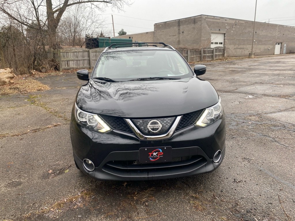 Used 2018 Nissan Rogue Sport SV w/ SV All-Weather Package AWD/4WD image 8