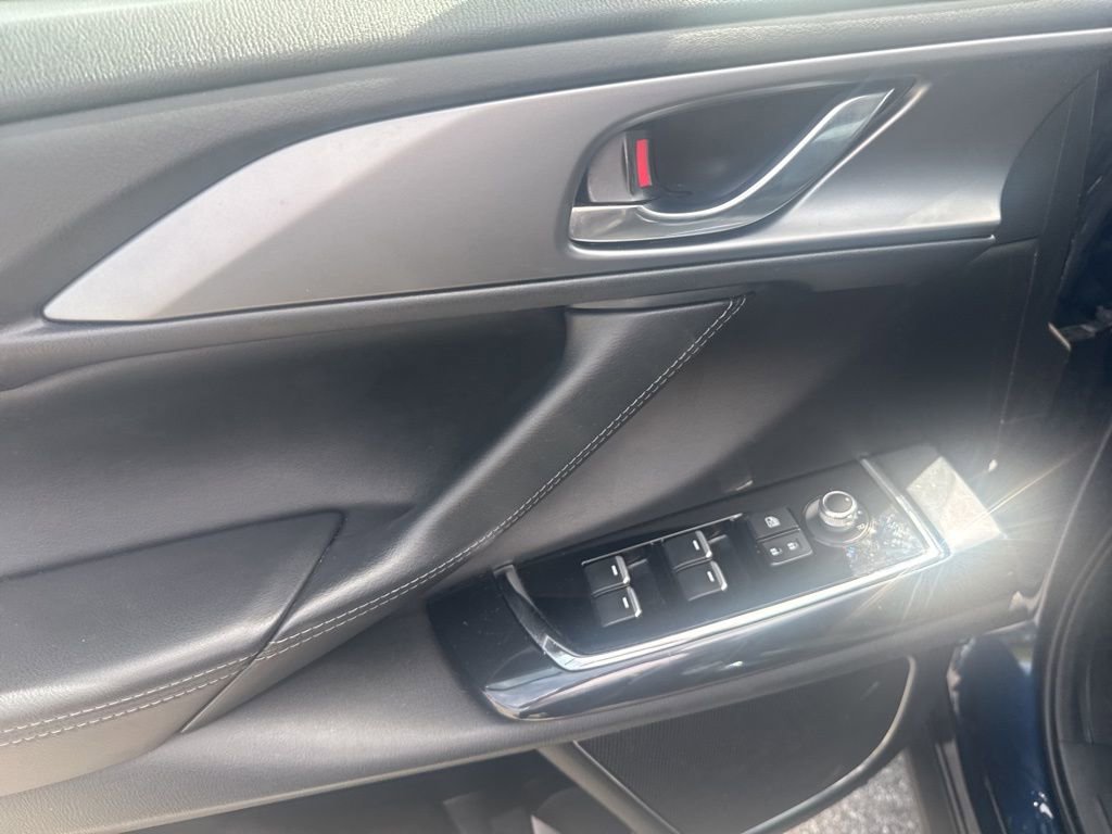 Used 2019 MAZDA CX-9 Touring w/ Touring Premium Package image 15