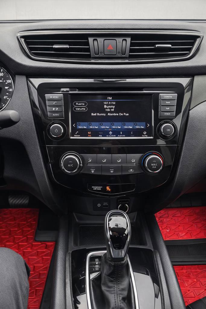 Used 2019 Nissan Rogue Sport S image 7