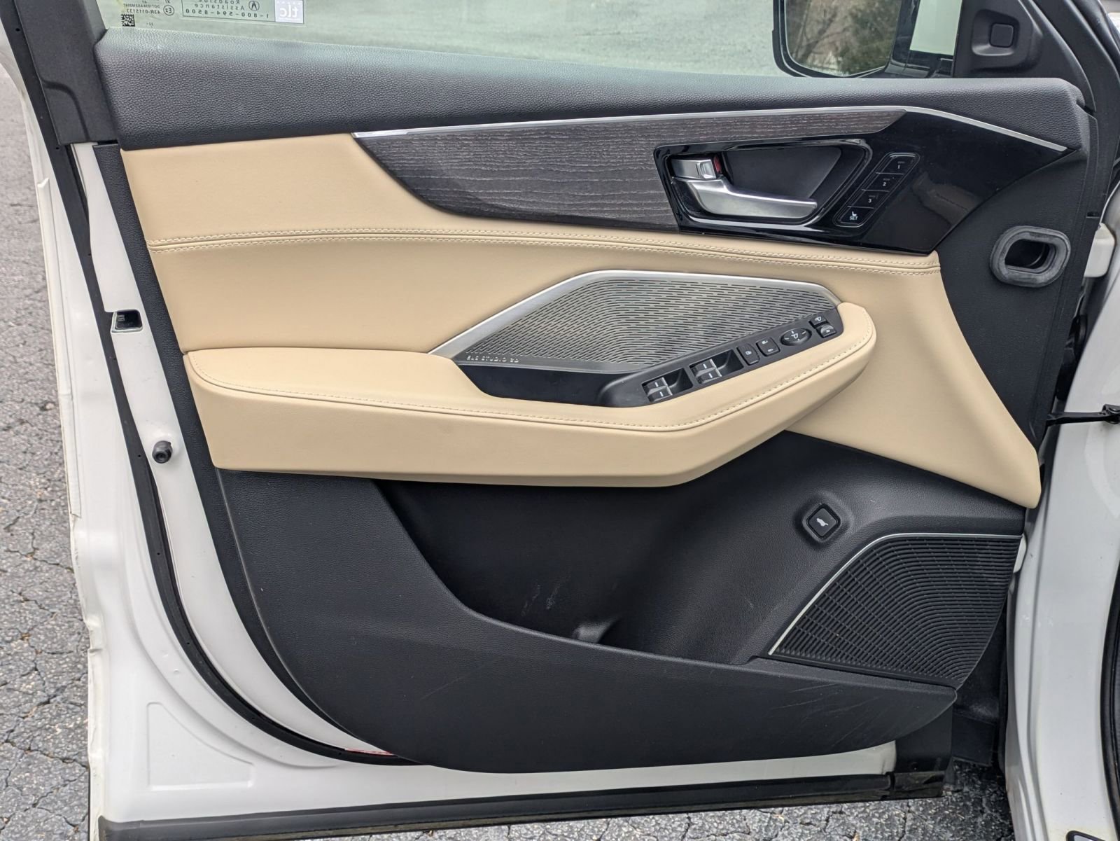 Certified 2023 Acura MDX SH-AWD w/ Advance Package image 20