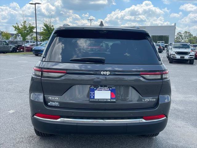 Certified 2025 Jeep Grand Cherokee Limited w/ Luxury Tech Group II AWD/4WD image 22