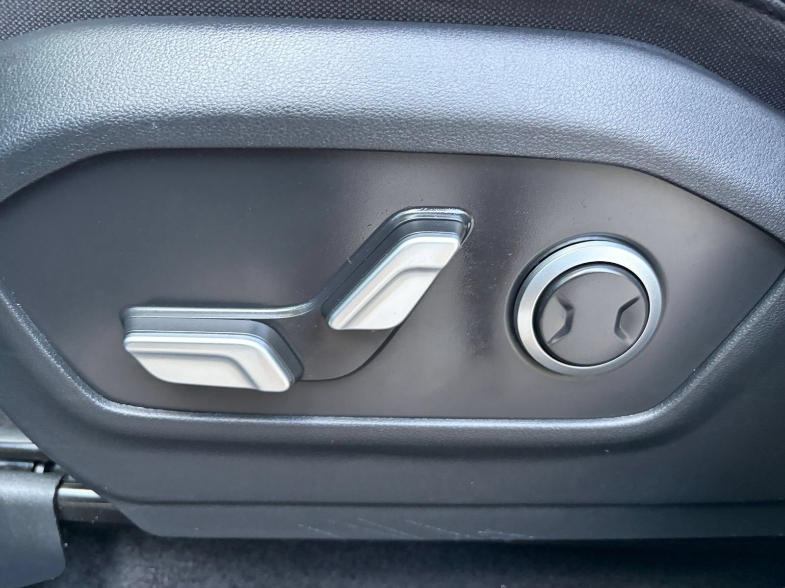 Used 2026 Hyundai Santa Fe SEL AWD/4WD image 21