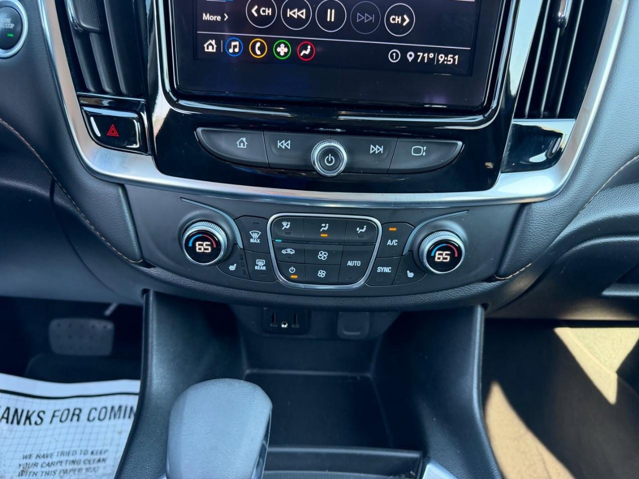 Used 2021 Chevrolet Traverse LT w/ LPO, Blackout Package image 18