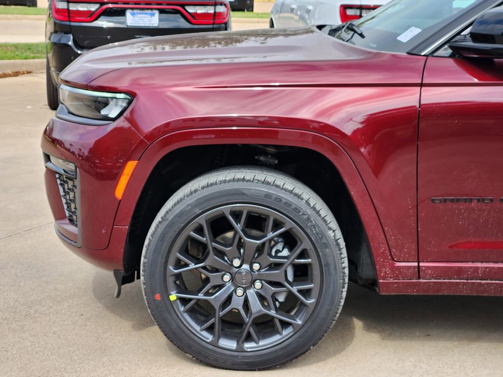 New 2026 Jeep Grand Cherokee Summit AWD/4WD image 6