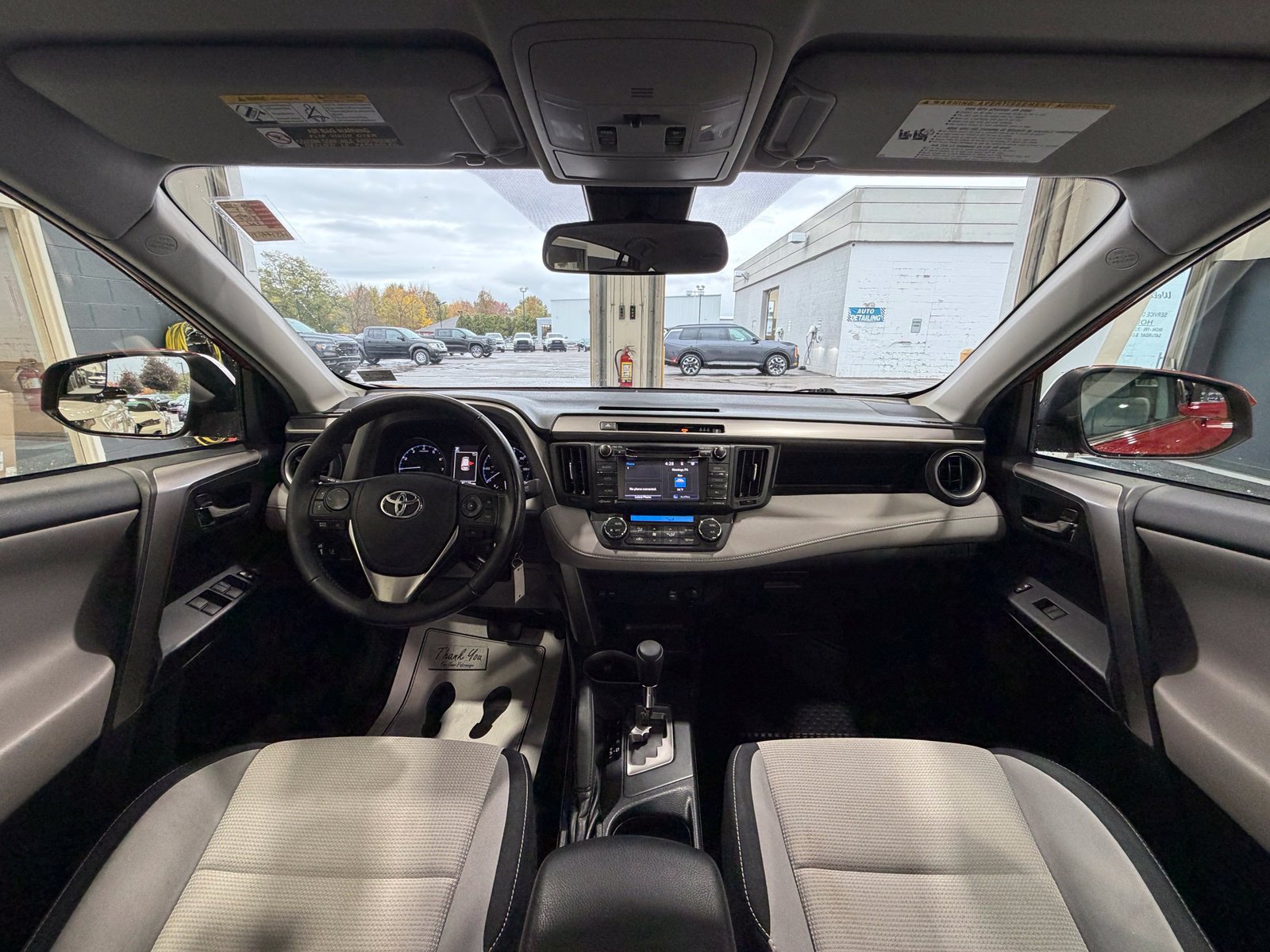 Used 2017 Toyota RAV4 XLE w/ Plus Special Value Package AWD/4WD image 5