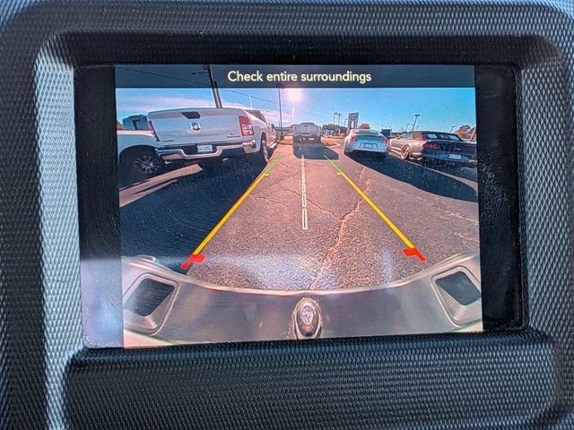 Used 2023 Jeep Gladiator Sport image 18